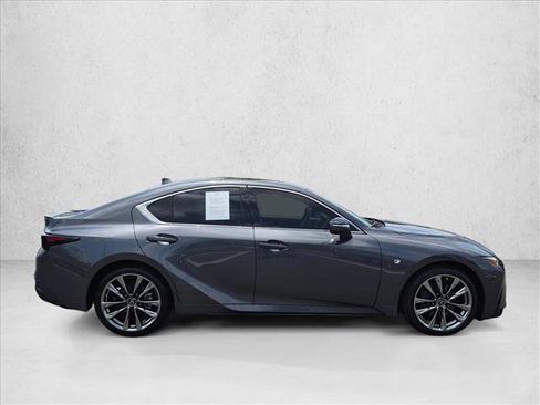 Used 2022 Lexus IS 350 F Sport RWD image 4
