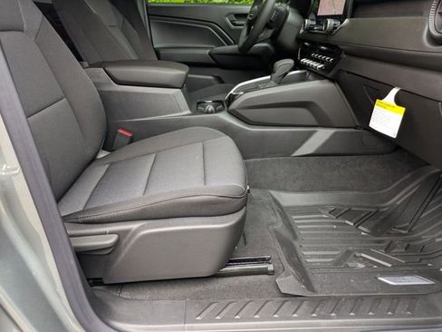 New 2026 Chevrolet Colorado W/T w/ WT Custom Package RWD image 33