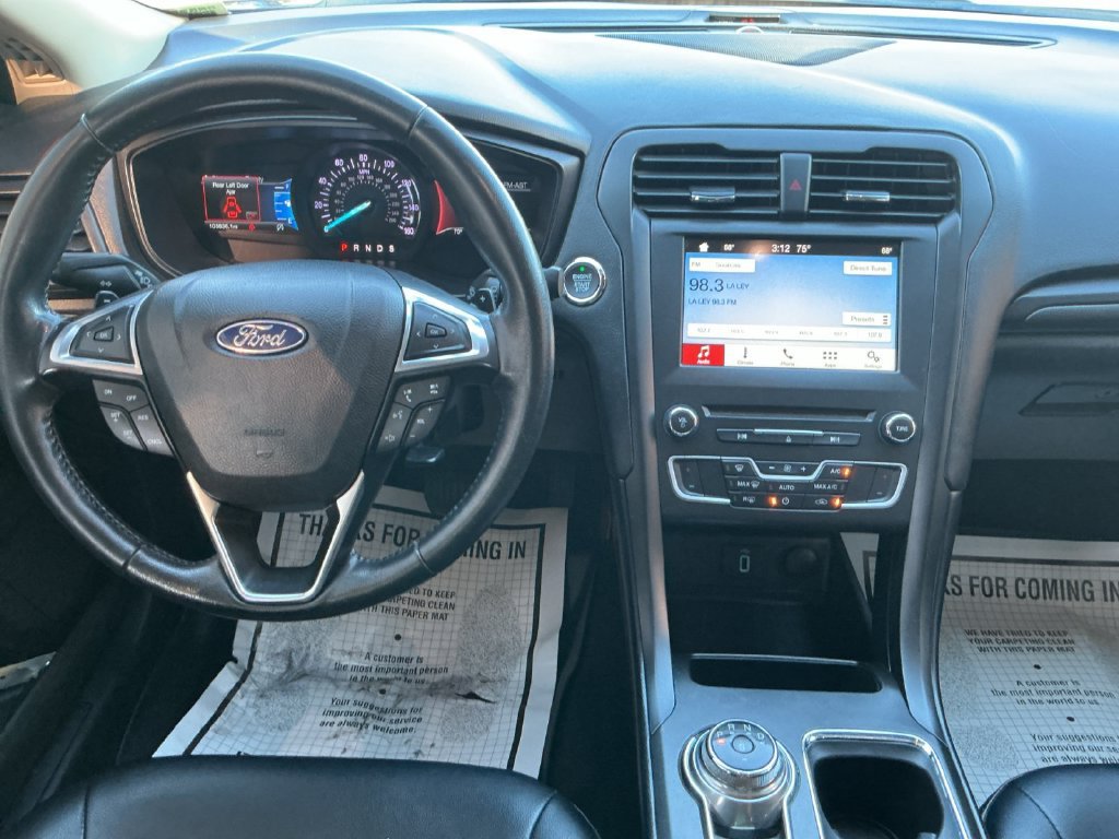 Used 2018 Ford Fusion SE w/ Equipment Group 201A FWD image 23