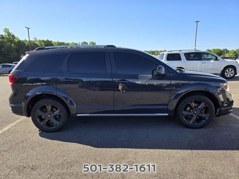 Used 2018 Dodge Journey Crossroad w/ Driver Convenience Group AWD/4WD image 8