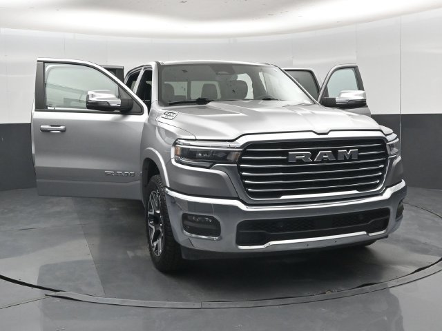 Used 2025 RAM 1500 Laramie AWD/4WD image 59