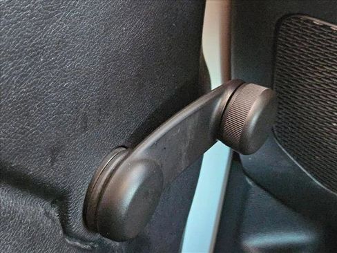 Used 2021 Jeep Gladiator Sport w/ Trailer Tow Package image 18