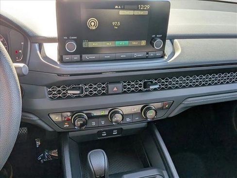 New 2025 Honda Accord SE image 11