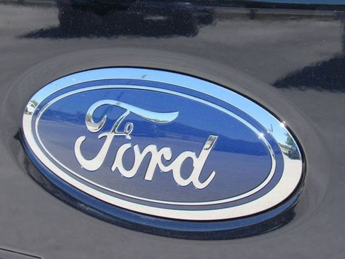 Used 2024 Ford F350 Lariat w/ Tremor Off-Road Package image 19