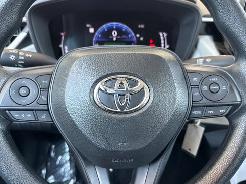 Certified 2026 Toyota Corolla LE FWD image 28