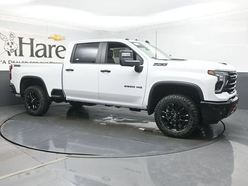 New 2026 Chevrolet Silverado 2500 LT w/ Trail Boss Package AWD/4WD image 6
