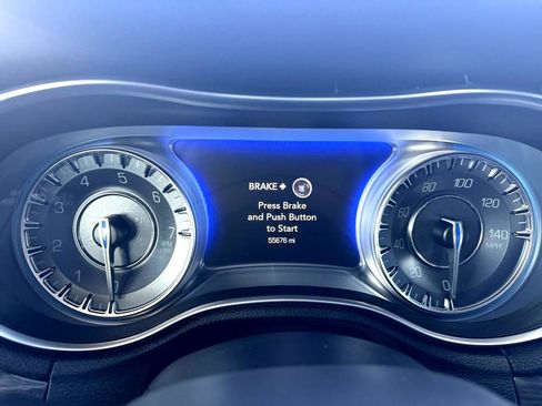 Used 2018 Chrysler 300 Touring w/ Sport Appearance Package image 16