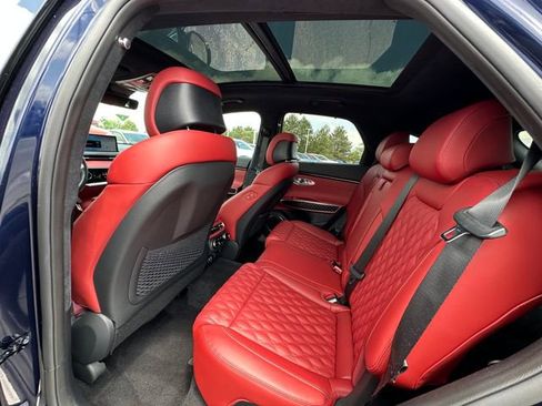 Used 2024 Genesis GV70 3.5T Sport w/ Sport Prestige Package image 17