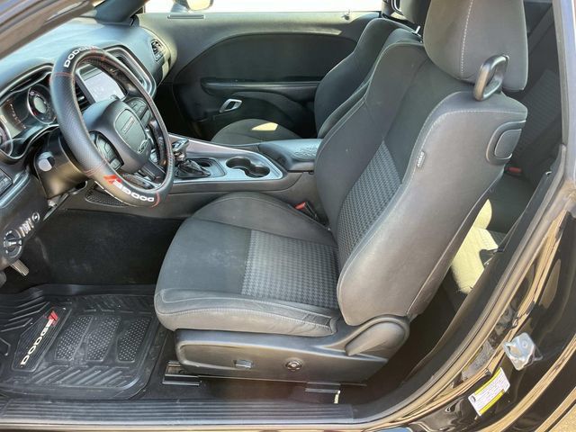 Used 2020 Dodge Challenger R/T RWD image 19
