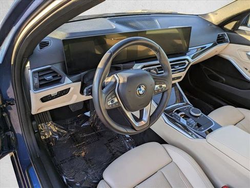 Used 2023 BMW 330i Sedan w/ Convenience Package image 10