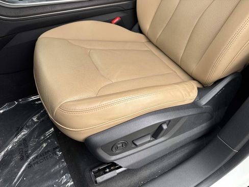 Used 2023 Audi Q8 Premium Plus image 20