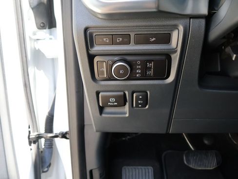 Used 2022 Ford F150 Lariat w/ Max Trailer Tow Package AWD/4WD image 36