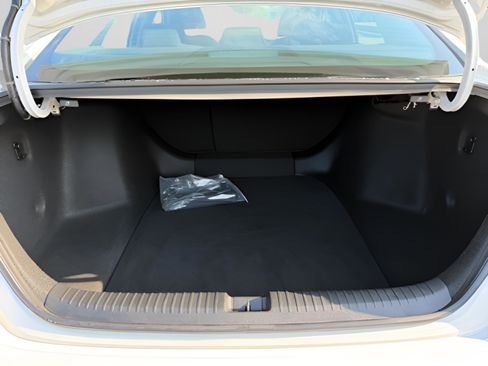 Used 2023 Honda Accord EX image 27