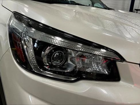 Used 2020 Subaru Forester Premium image 28