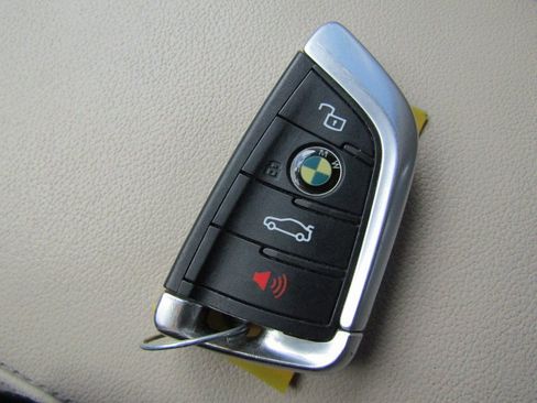 Used 2020 BMW M340i xDrive w/ Premium Package image 31