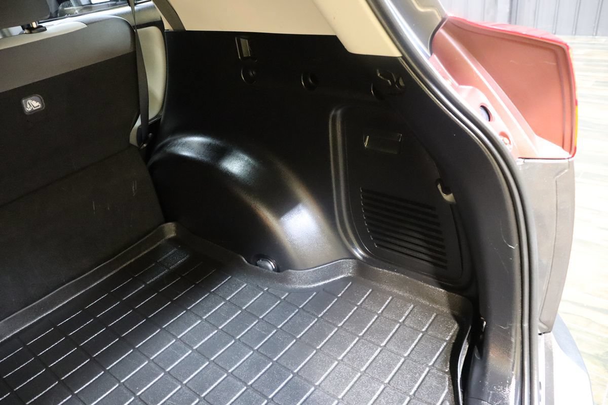 Used 2014 Toyota RAV4 XLE AWD/4WD image 49