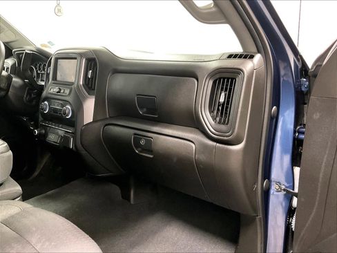 Used 2022 Chevrolet Silverado 1500 Custom image 13