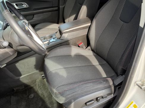Used 2015 Chevrolet Equinox LT w/ Driver Convenience Package FWD image 6