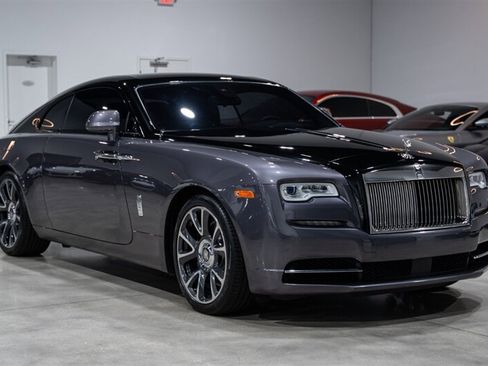 Used 2017 Rolls-Royce Wraith RWD image 16