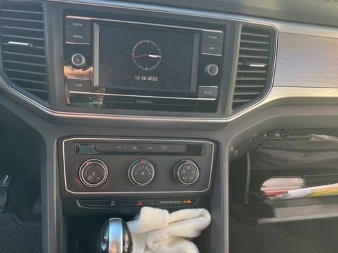 Used 2018 Volkswagen Atlas S image 13