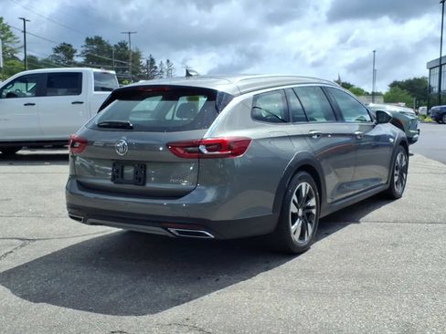 Certified 2019 Buick Regal Essence w/ Driver Confidence Package I AWD/4WD image 5