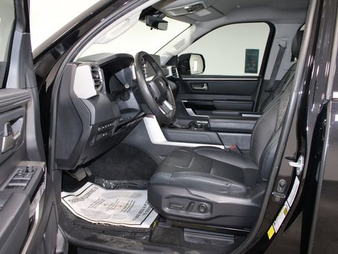 Used 2024 Toyota Tundra Limited image 21