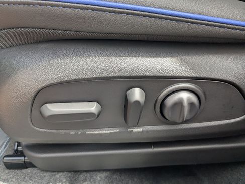 New 2026 Buick Envista Sport Touring w/ Convenience I Package FWD image 24