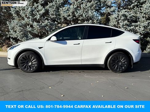 Used 2023 Tesla Model Y Long Range image 4