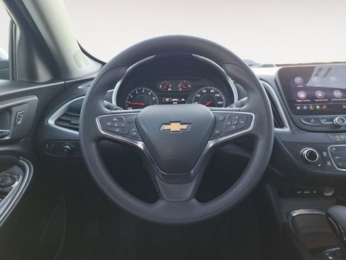 Used 2023 Chevrolet Malibu LT image 12