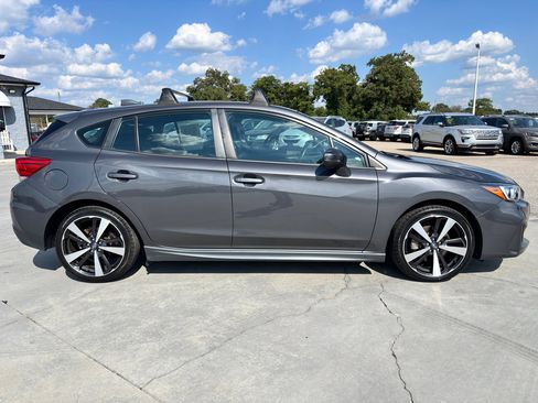 Used 2019 Subaru Impreza 2.0i Sport image 3