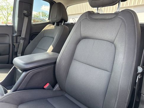 Used 2016 Chevrolet Colorado LT AWD/4WD image 29