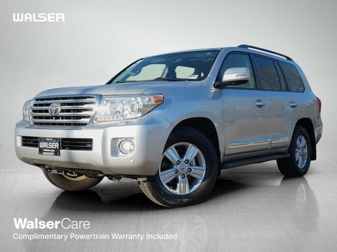 Used 2015 Toyota Land Cruiser AWD/4WD image 1