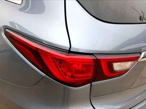 Used 2018 INFINITI QX60 Luxe image 28