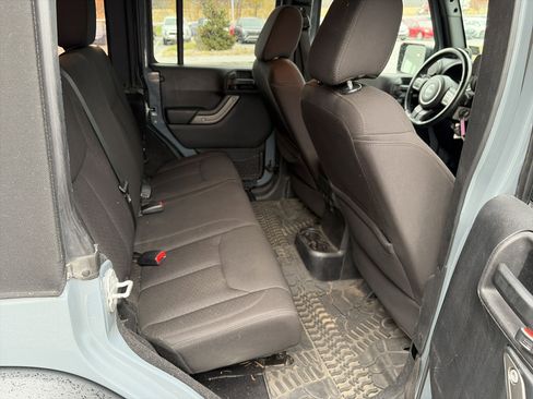 Used 2014 Jeep Wrangler Unlimited Sport w/ Quick Order Package 24S image 20