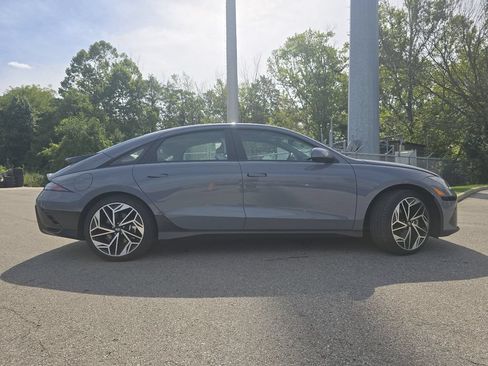 Used 2023 Hyundai Ioniq 6 SEL w/ Cargo Package AWD/4WD image 17