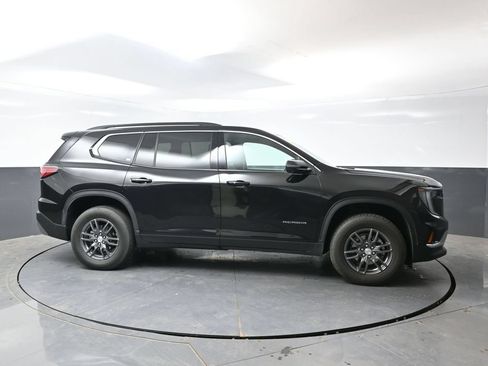 Used 2025 GMC Acadia Elevation FWD image 4