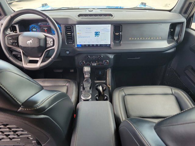 Certified 2025 Ford Bronco Badlands AWD/4WD image 17