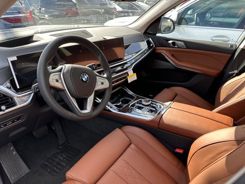 New 2026 BMW X7 xDrive40i w/ Executive Package image 4