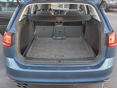 Used 2015 Volkswagen Golf TDI SEL image 7