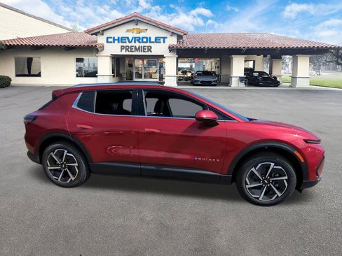 New 2026 Chevrolet Equinox EV LT image 9