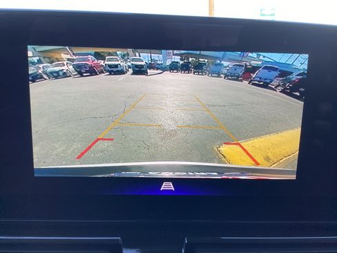 Used 2025 Chevrolet TrailBlazer LT image 16