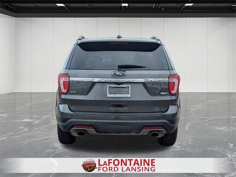 Used 2019 Ford Explorer XLT w/ Equipment Group 202A image 4