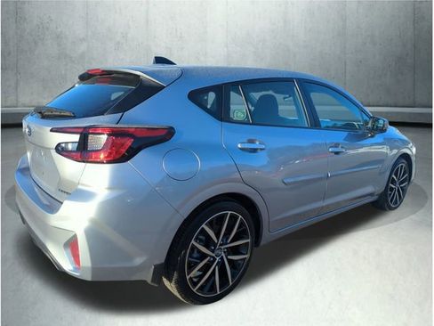 Used 2025 Subaru Impreza 2.0i Sport image 5