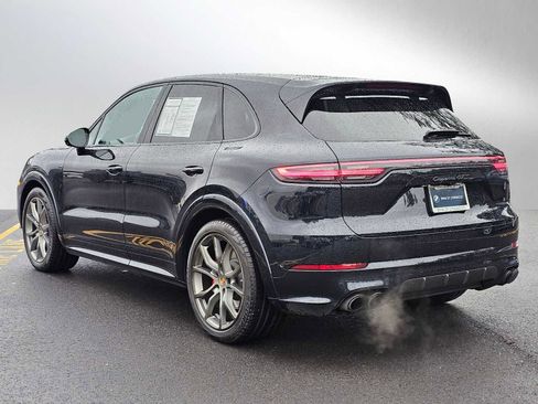 Used 2023 Porsche Cayenne GTS image 5