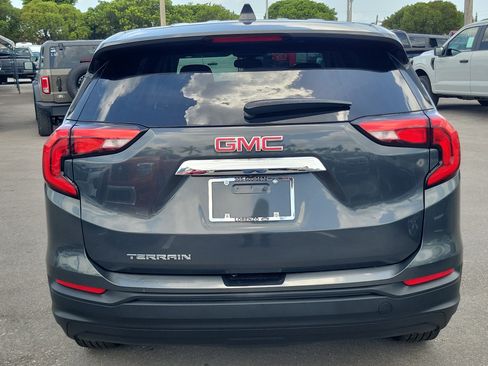Used 2018 GMC Terrain SLE FWD image 6