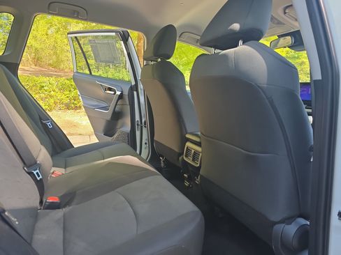 Used 2024 Toyota RAV4 XLE image 11