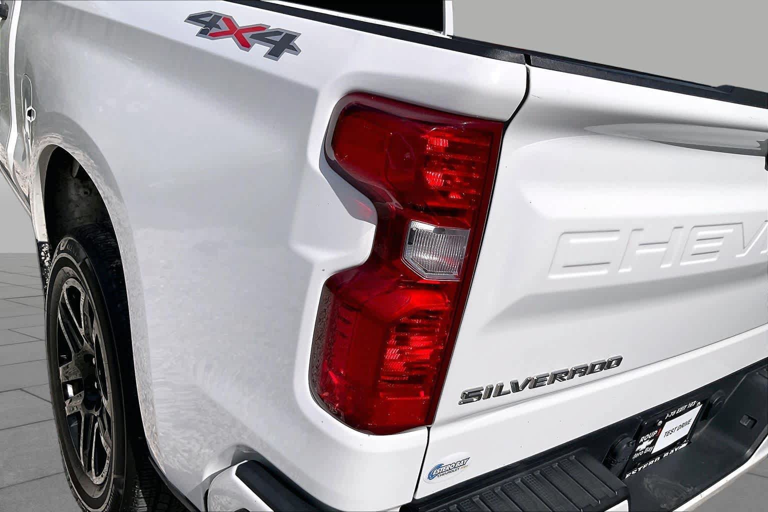 Used 2023 Chevrolet Silverado 1500 Custom AWD/4WD image 27