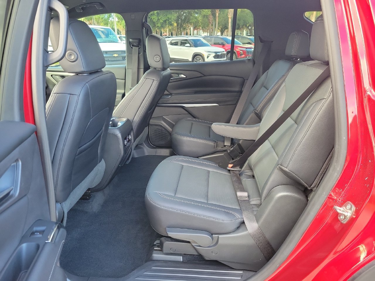 Certified 2026 Chevrolet Traverse LT FWD image 10