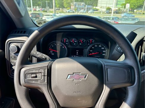 Certified 2023 Chevrolet Silverado 1500 Custom Trail Boss w/ LPO, Dark Essentials Package AWD/4WD image 9