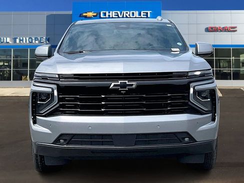 Used 2025 Chevrolet Suburban RST w/ Comfort Package image 2